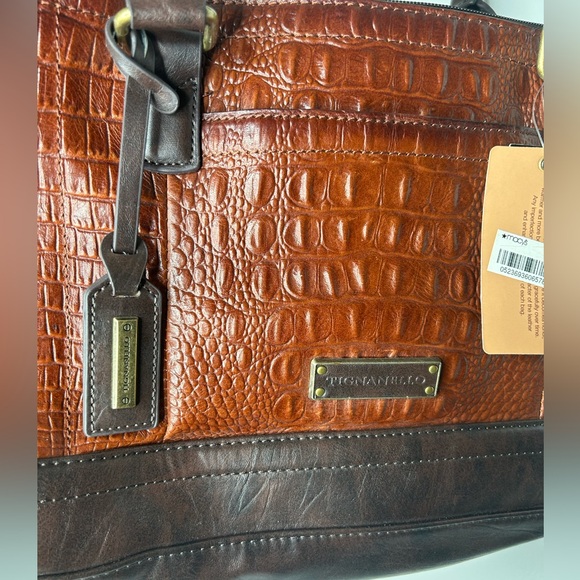 Tignanello Leather Houston St Crocodile Embossed Bag New With Defects** - Picture 4 of 15